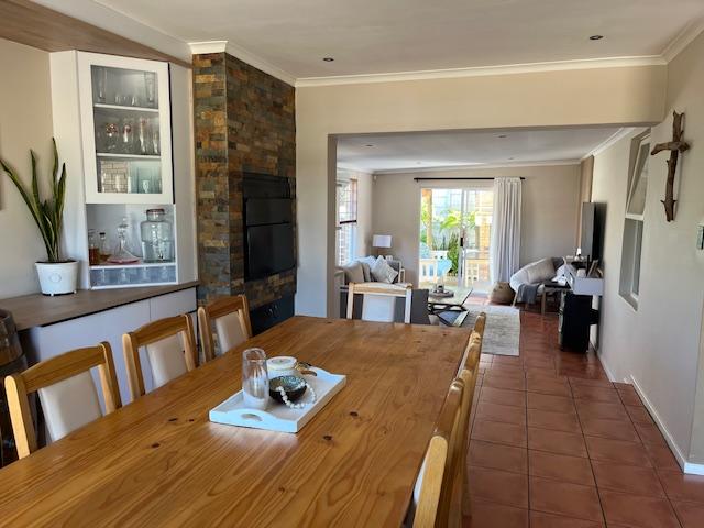 3 Bedroom Property for Sale in Protea Heights Western Cape